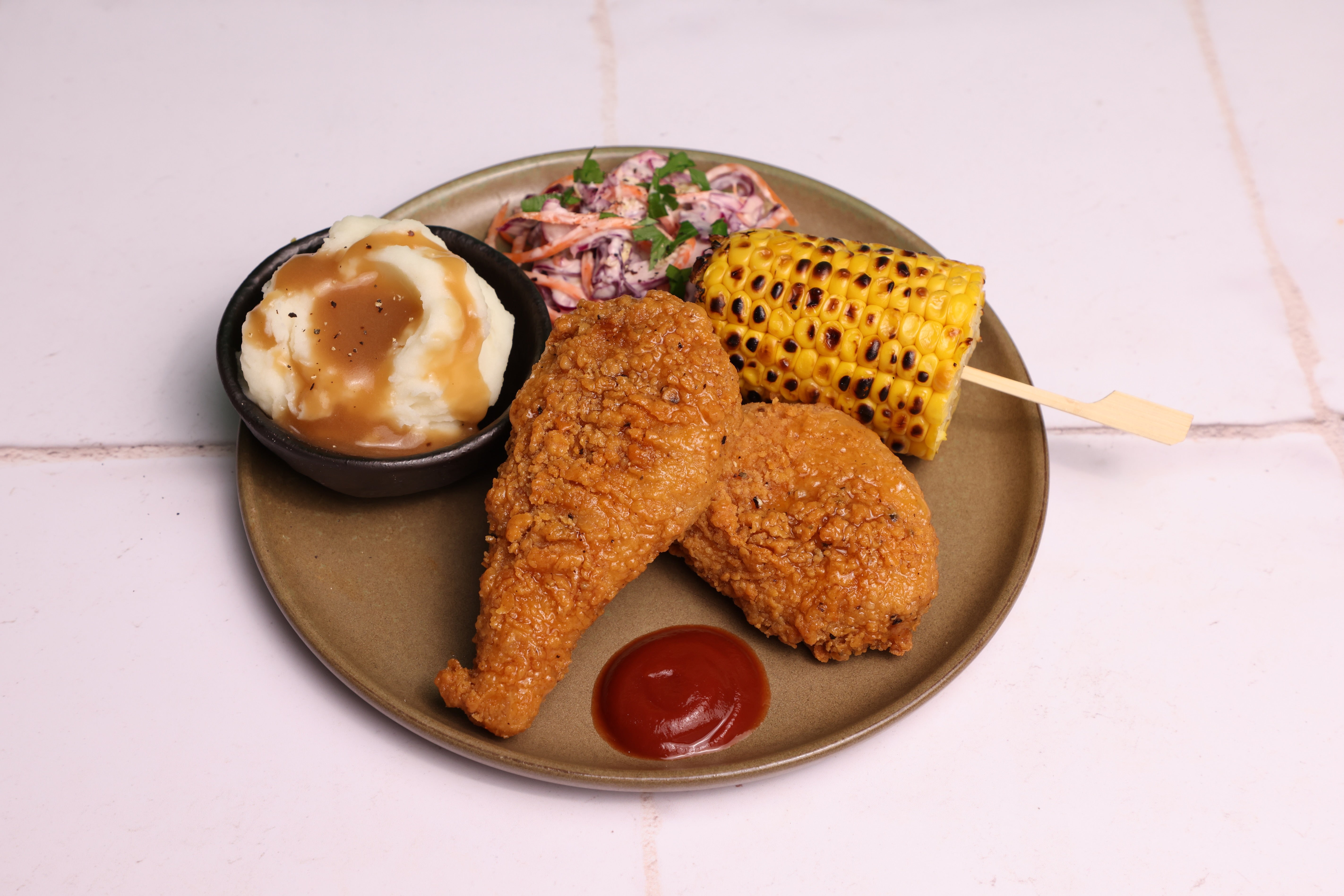 Southern-Style [MOCK]® Chicken Drumsticks with Peas & Mashed Potatoes